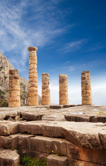 Triumphantly Delphi in 8-H Brilliant Private Shore Excursion
